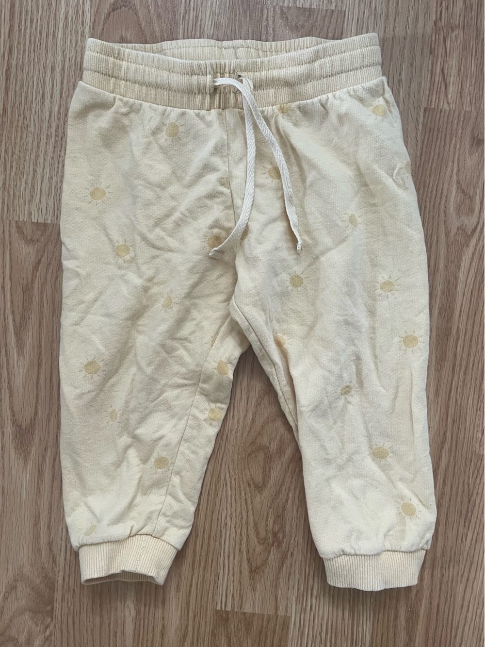 ☀️H&M | Yellow Sun Joggers